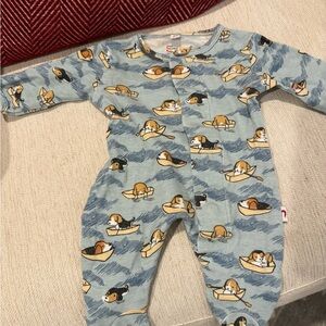 Magnetic me Blue Canoe Dog Print Footie